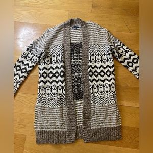 American Eagle brown and white print cardigan sweater size xs